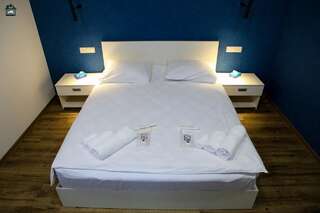 Отели типа «постель и завтрак» Guest House in Gumri Гюмри Стандартный номер с кроватью размера "king-size"-4